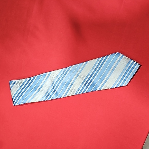 HP🎉 NWT City Of London Men's 100% Silk Tie 👔 - Picture 4 of 8